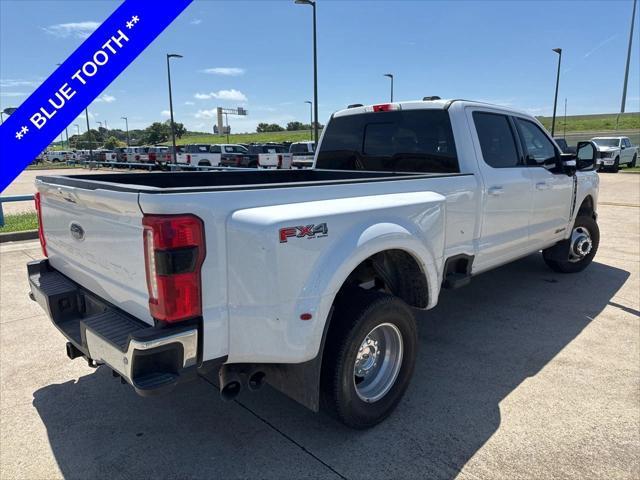Photo of 2023 Oxford White Ford F-350