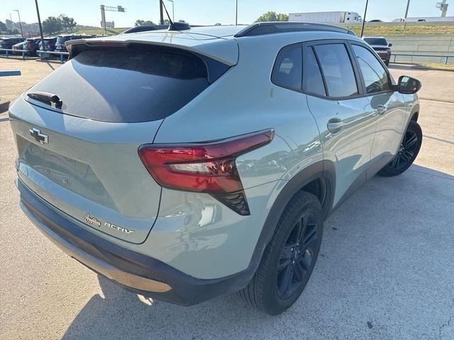 Photo of 2025 Cacti Green Chevrolet Trax