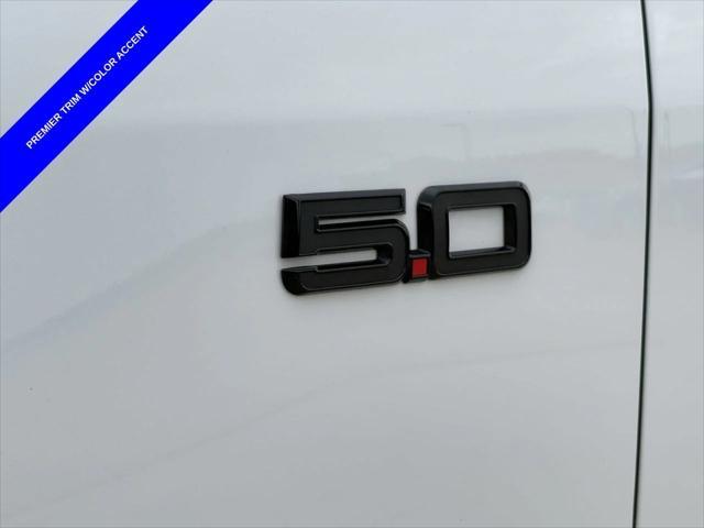 Photo of 2025 Oxford White Ford Mustang