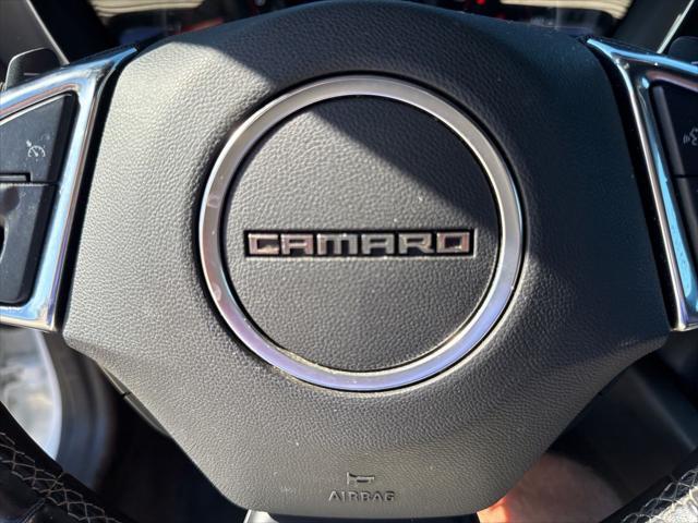 Photo of 2023 Summit White Chevrolet Camaro