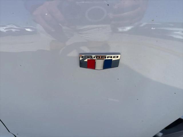 Photo of 2023 Summit White Chevrolet Camaro
