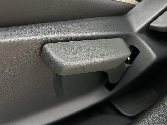 Photo of 2025 Oxford White Ford Bronco Sport
