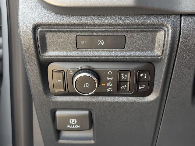 Photo of 2025 Space White Metallic Ford F-150