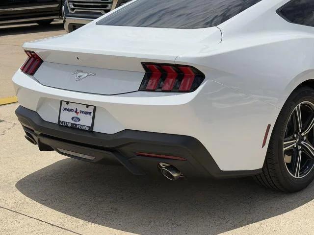 Photo of 2025 Oxford White Ford Mustang