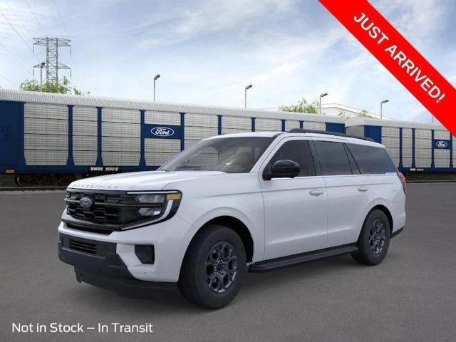 Photo of 2025 Oxford White Ford Expedition