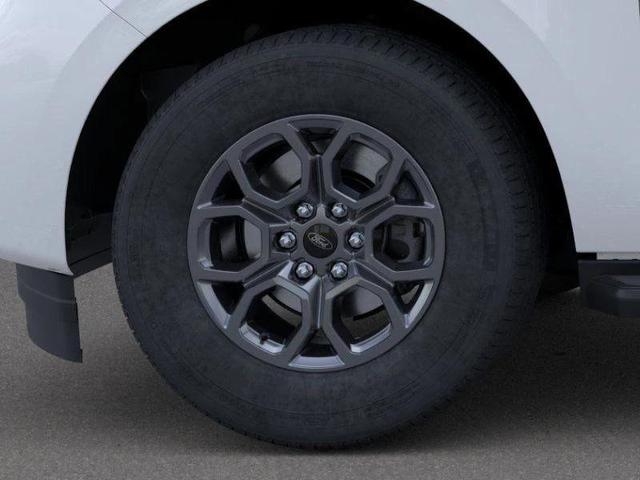 Photo of 2025 Oxford White Ford Expedition