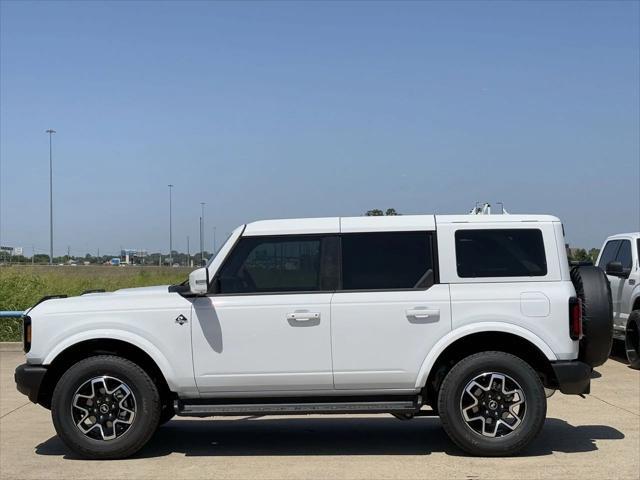 Photo of 2025 Oxford White Ford Bronco