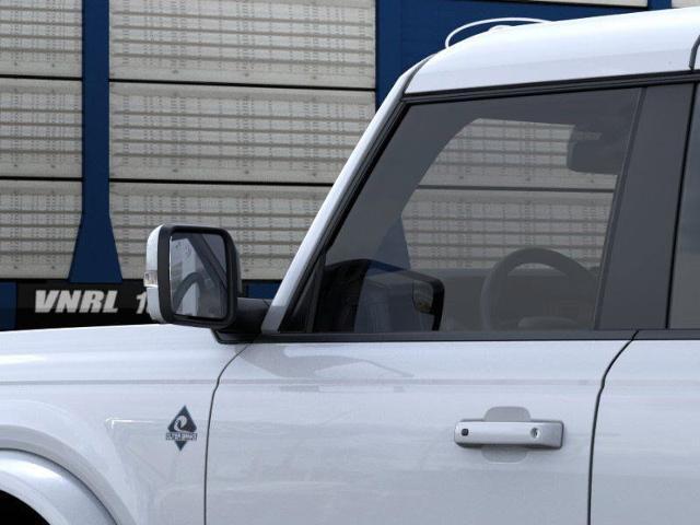 Photo of 2025 Oxford White Ford Bronco