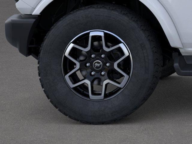Photo of 2025 Oxford White Ford Bronco