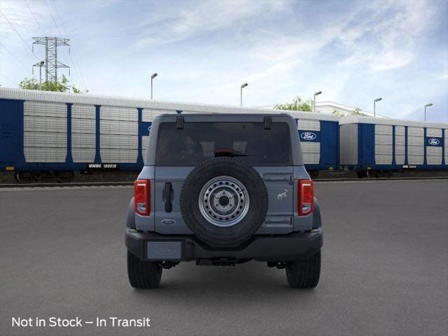 Photo of 2025 Azure Gray MET TRI-Coat Ford Bronco