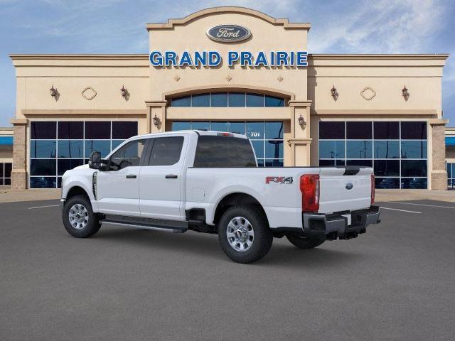 Photo of 2025 Oxford White Ford F-250