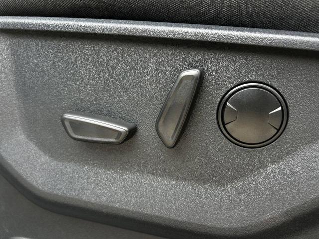Photo of 2025 Oxford White Ford F-150