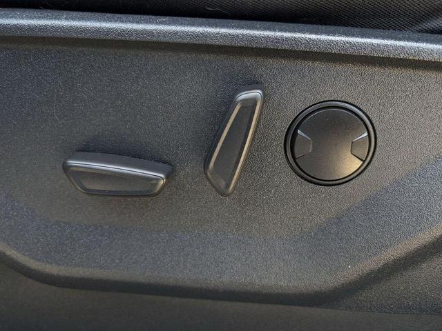 Photo of 2022 Atlas Blue Metallic Ford F-150