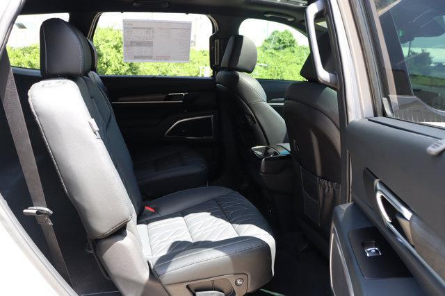 Photo of 2025 Wolf Gray Kia Telluride