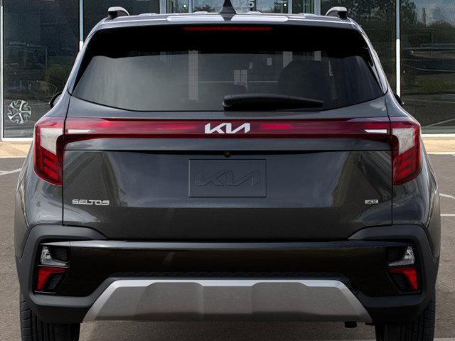 Photo of 2026 Gravity Gray Kia Seltos