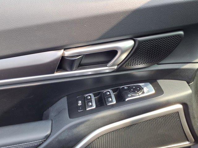 Photo of 2024 Everlasting Silver Kia Telluride