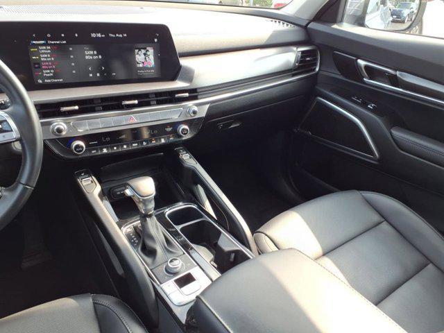 Photo of 2024 Everlasting Silver Kia Telluride