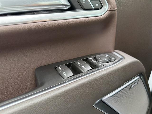 Photo of 2026 Glacier White GMC Sierra 2500
