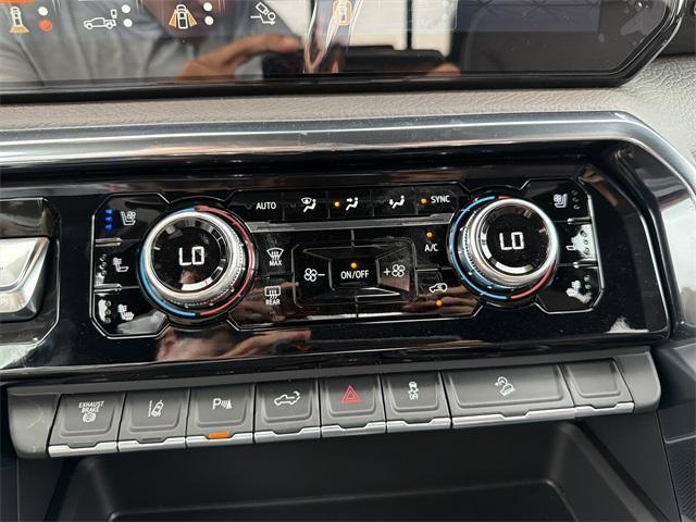Photo of 2026 Glacier White GMC Sierra 2500