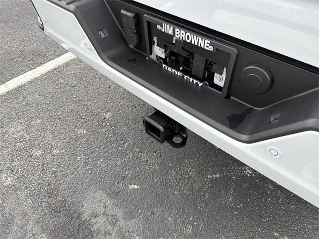 Photo of 2026 Glacier White GMC Sierra 2500