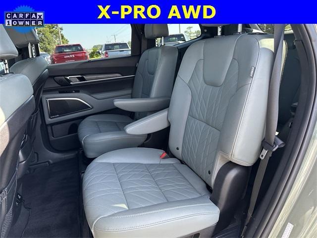 Photo of 2023 Jungle Green Kia Telluride