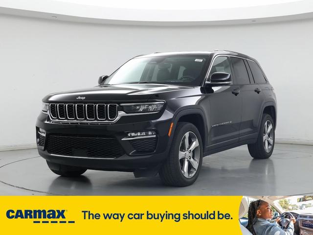 Photo of 2022 Black Jeep Grand Cherokee