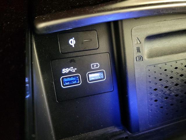Photo of 2023 Gray Genesis G80