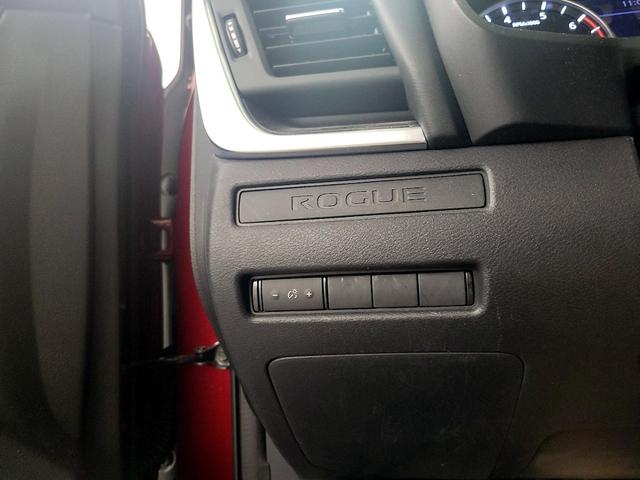 Photo of 2023 Red Nissan Rogue