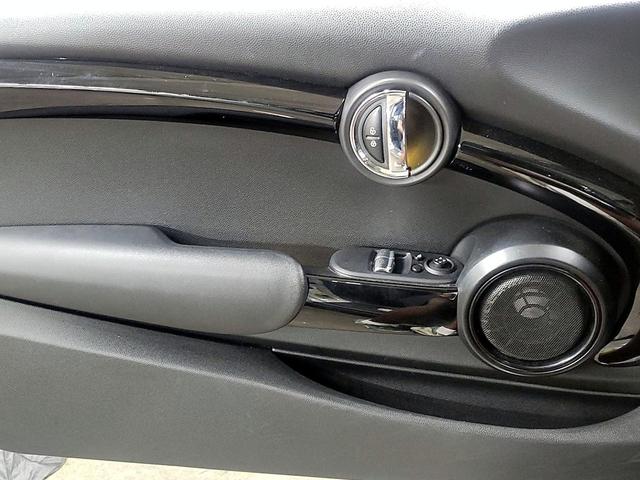 Photo of 2019 Gray MINI Hardtop