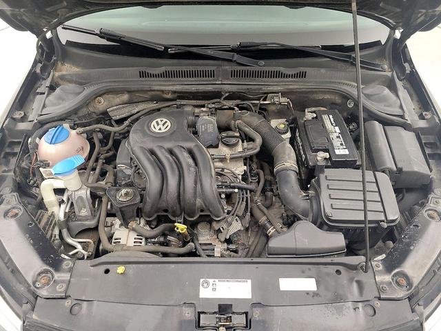 Photo of 2014 Black Volkswagen Jetta