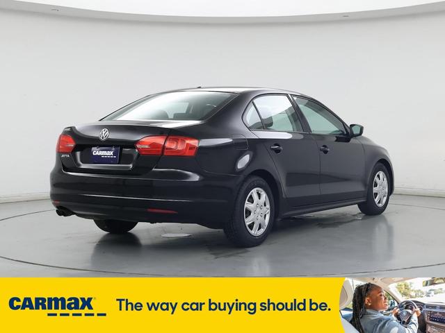 Photo of 2014 Black Volkswagen Jetta