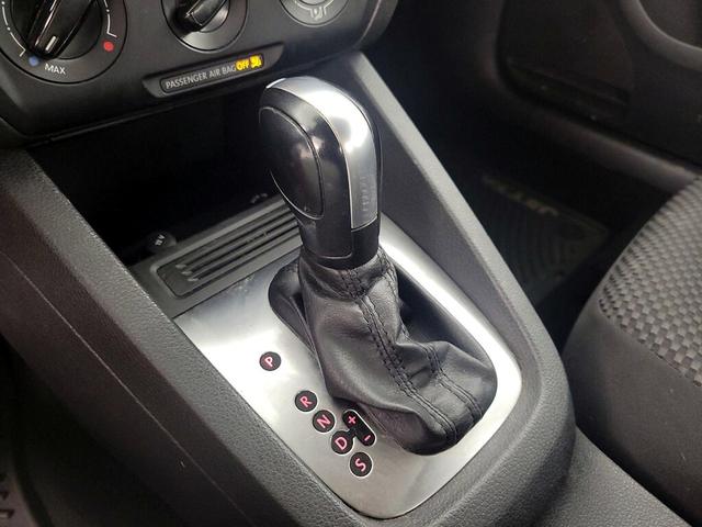 Photo of 2014 Black Volkswagen Jetta