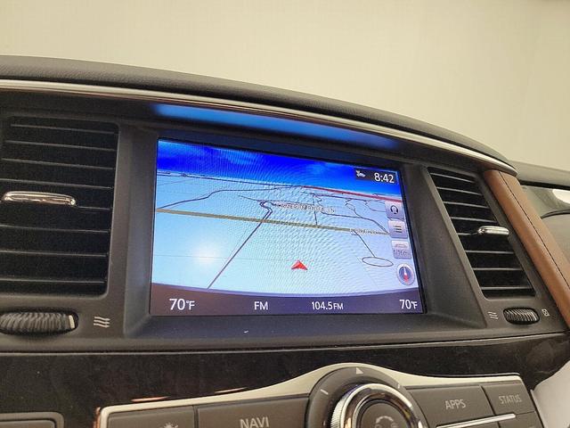 Photo of 2018 Tan INFINITI QX80