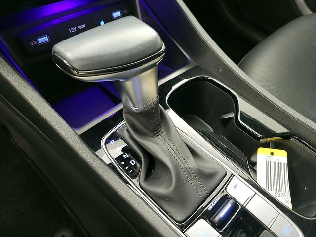 Photo of 2023 Silver Hyundai TUCSON