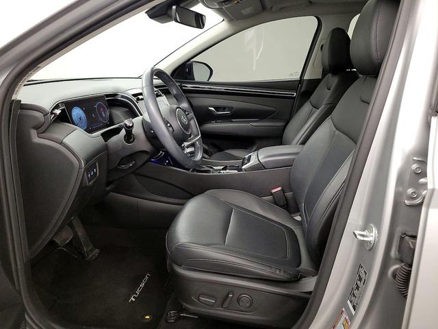 Photo of 2023 Silver Hyundai TUCSON