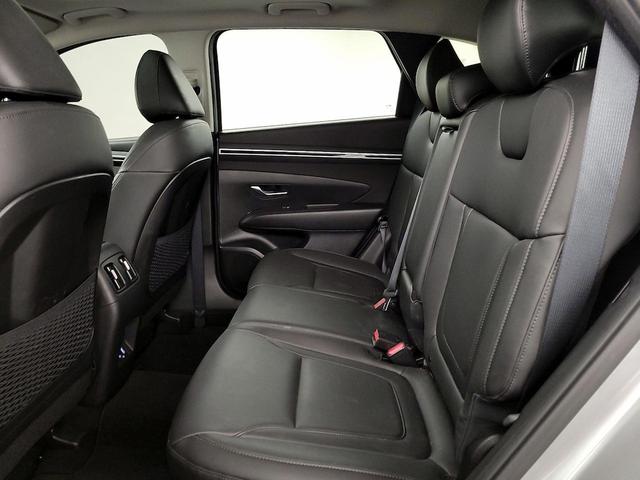Photo of 2023 Silver Hyundai TUCSON