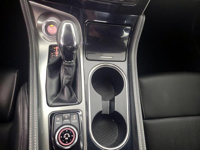 Photo of 2018 Silver Nissan Maxima