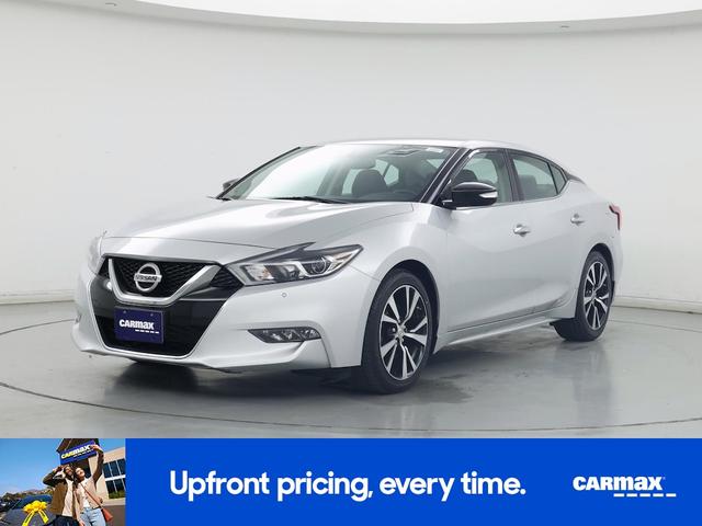 Photo of 2018 Silver Nissan Maxima