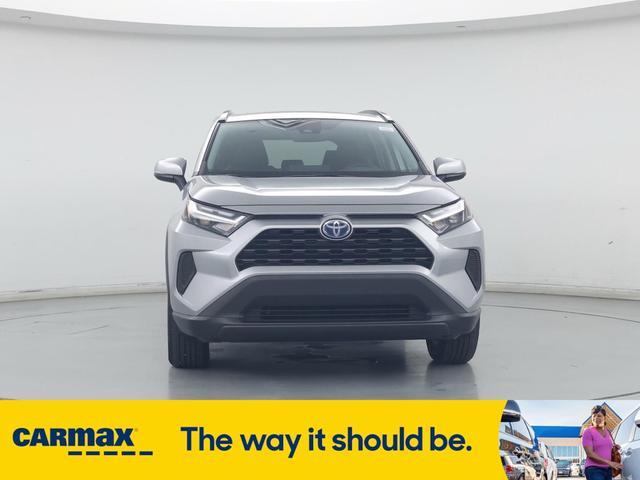 Photo of 2022 Gray Toyota RAV4 Hybrid