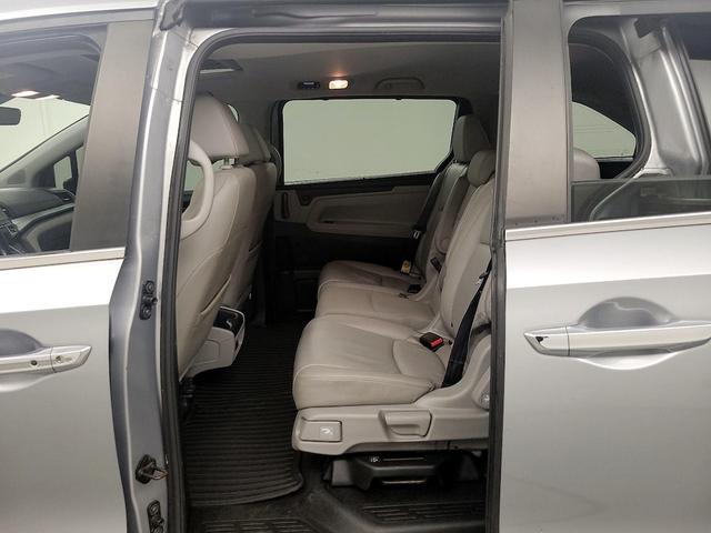 Photo of 2018 Silver Honda Odyssey