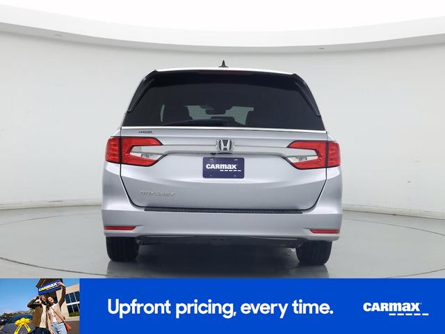 Photo of 2018 Silver Honda Odyssey