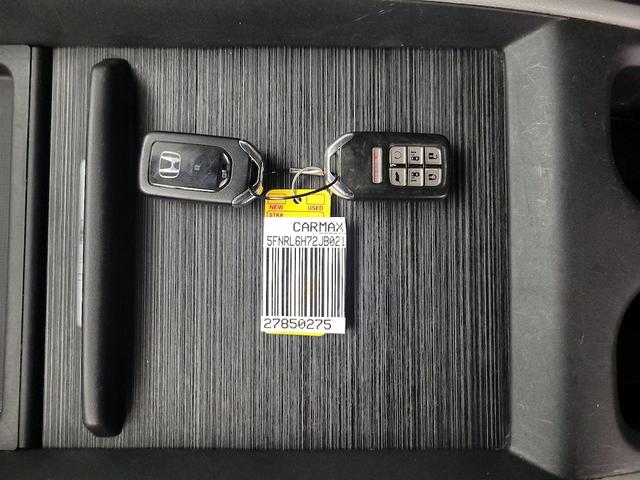 Photo of 2018 Silver Honda Odyssey