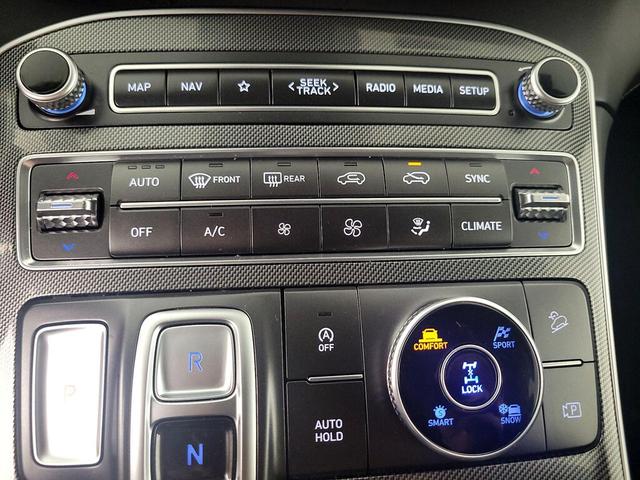Photo of 2023 Blue Hyundai SANTA FE