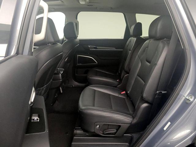 Photo of 2022 Blue Kia Telluride