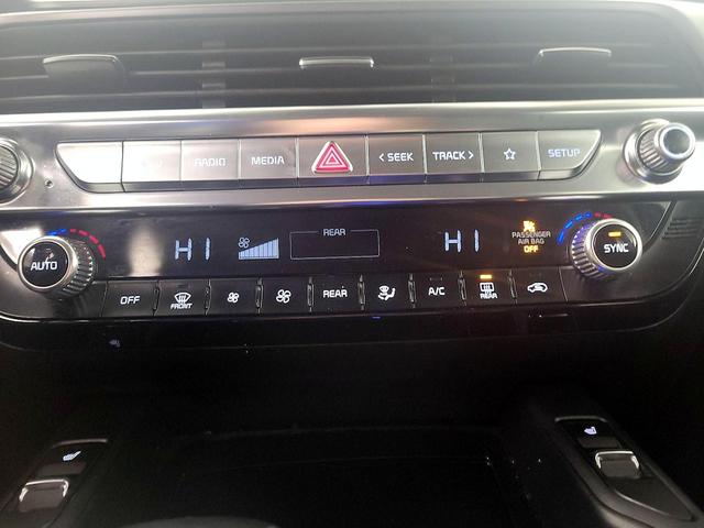 Photo of 2022 Blue Kia Telluride