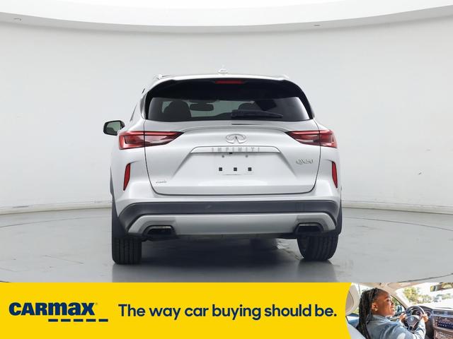 Photo of 2019 Silver INFINITI QX50