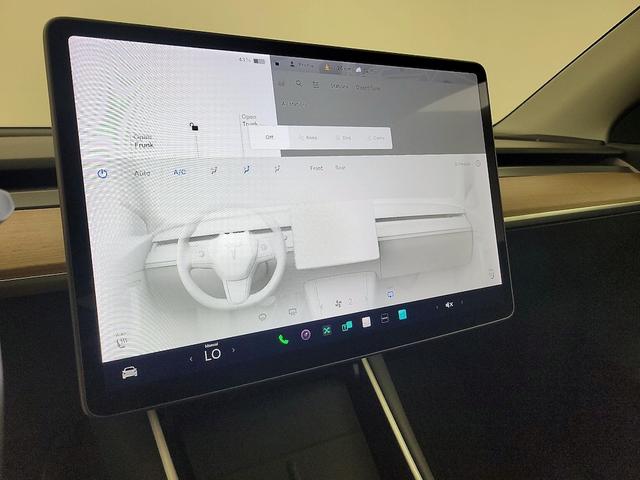 Photo of 2021 Red Tesla Model Y