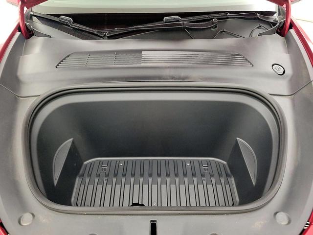 Photo of 2021 Red Tesla Model Y