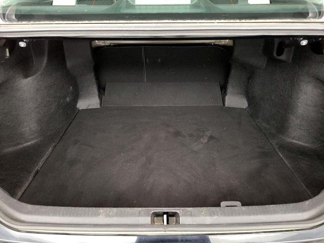 Photo of 2019 Black Toyota Camry