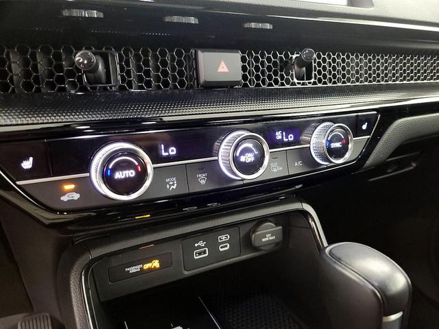 Photo of 2023 Gray Honda CR-V